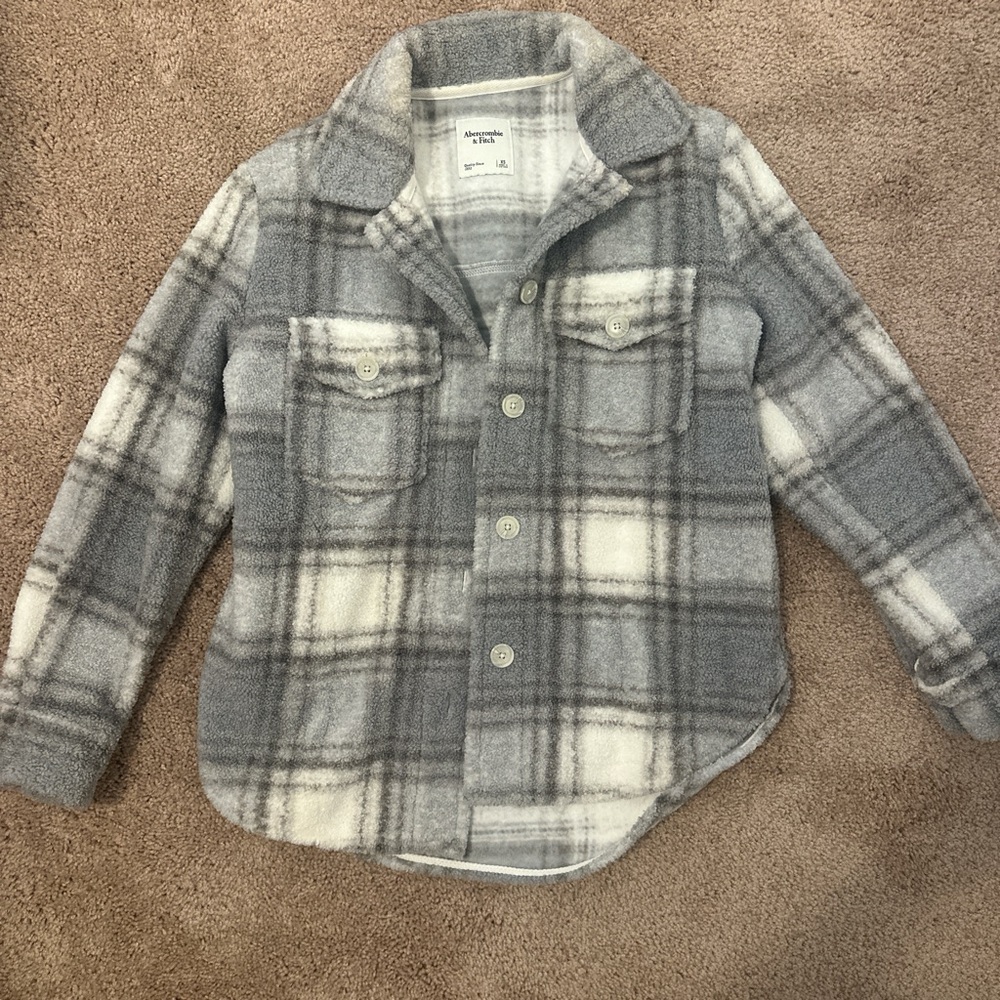 Abercrombie & Fitch Gray Plaid Button-Up Shackey